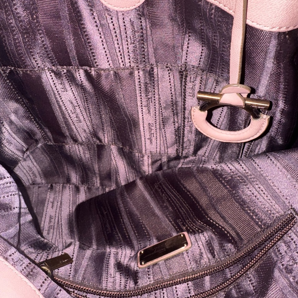 Salvatore Ferragamo Lavender Leather Tote Bag - Picture 7 of 10